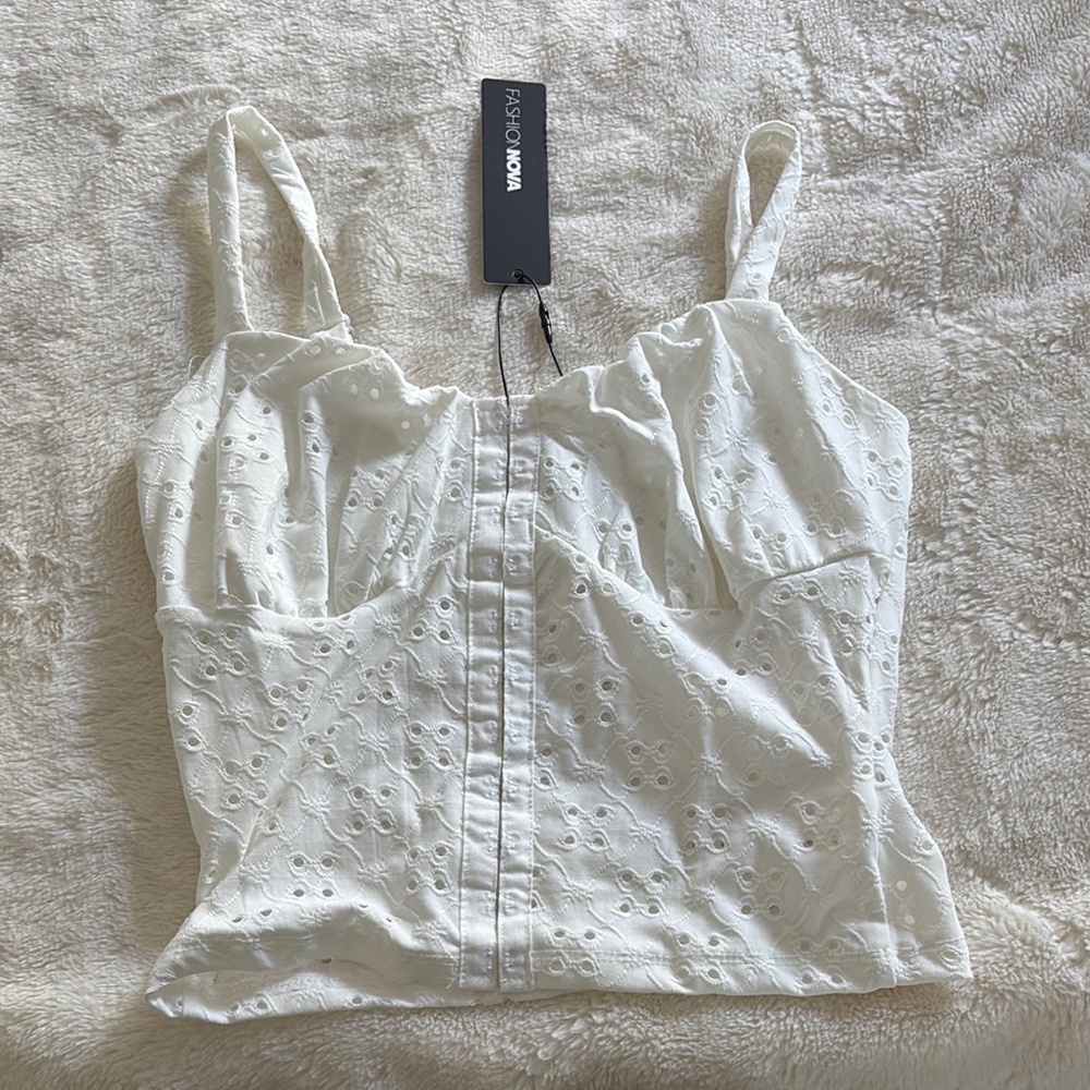 Fashion Nova Cream Summer Top!
